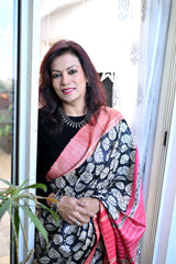 Black Petal Red Border Ghicha Silk